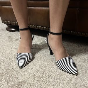 B.B.Y. black & white striped heels Size 39 / 8